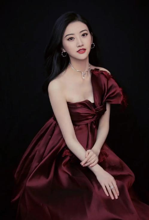 景甜节目爆料视频播放,揭秘幕后的精彩瞬间  第2张